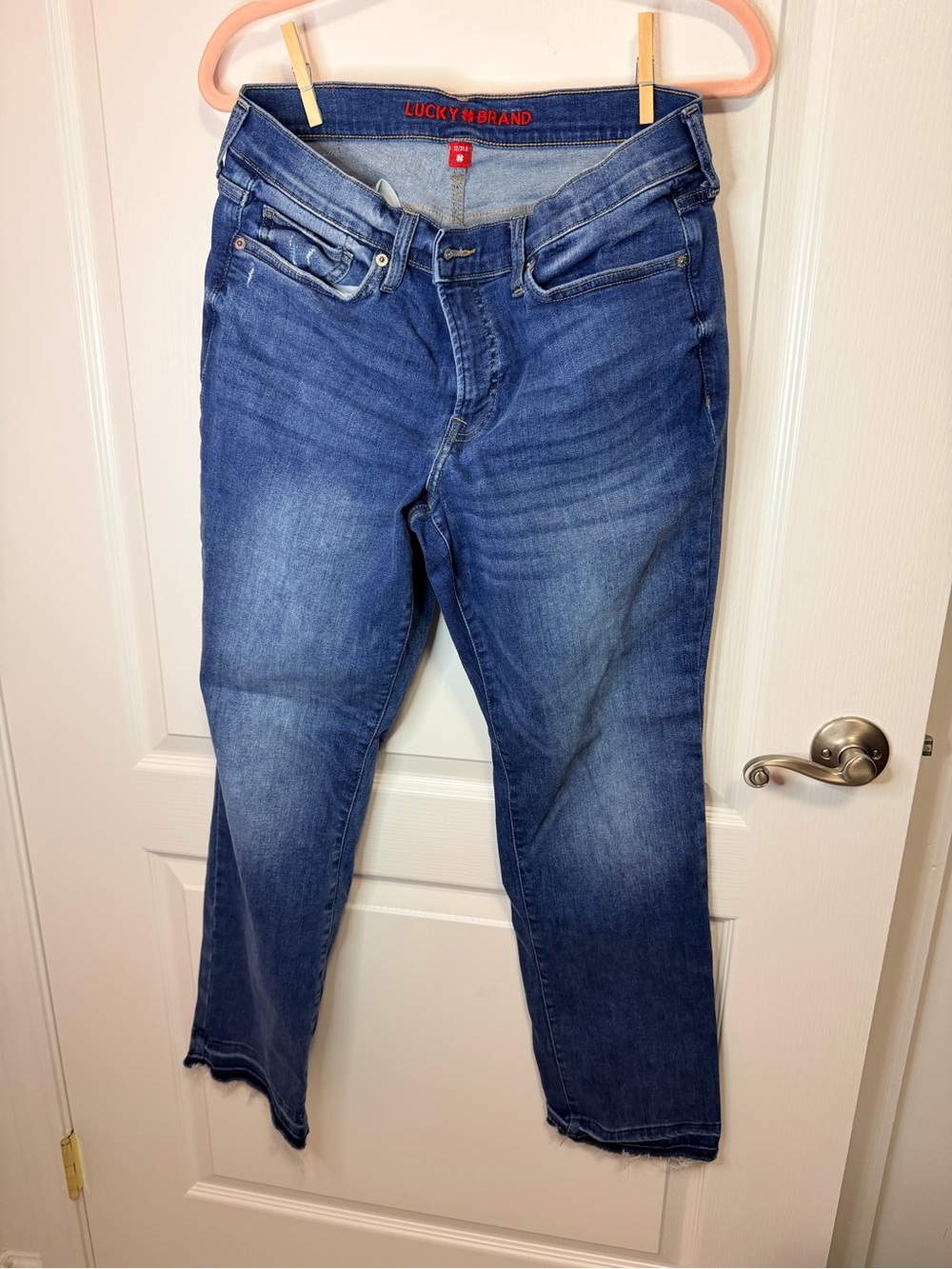 Lucky Brand Men's Slim Straight Jeans in Medium Blue Wash
